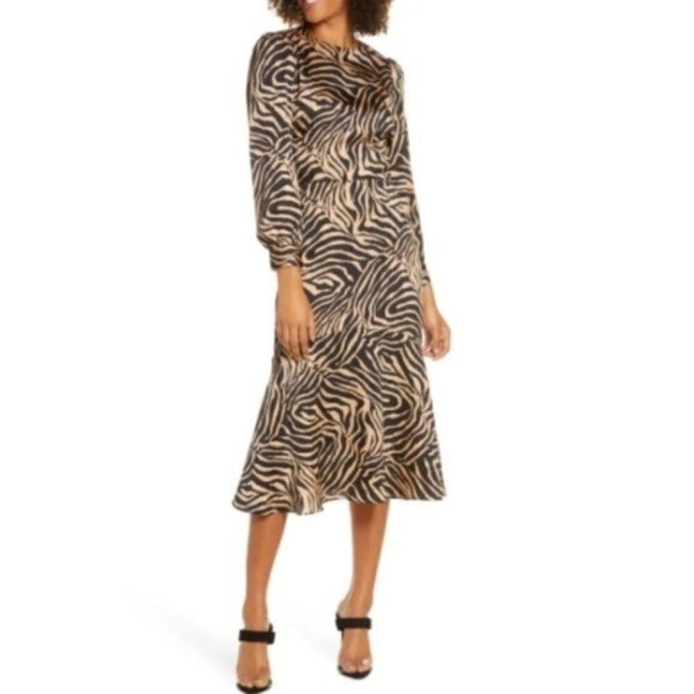 NWT Chelsea28 Zebra Print Long Sleeves Midi Dress - Small